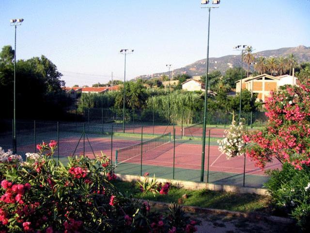 Villaggio Hotel Club Calanovellamare 피라이노 외부 사진
